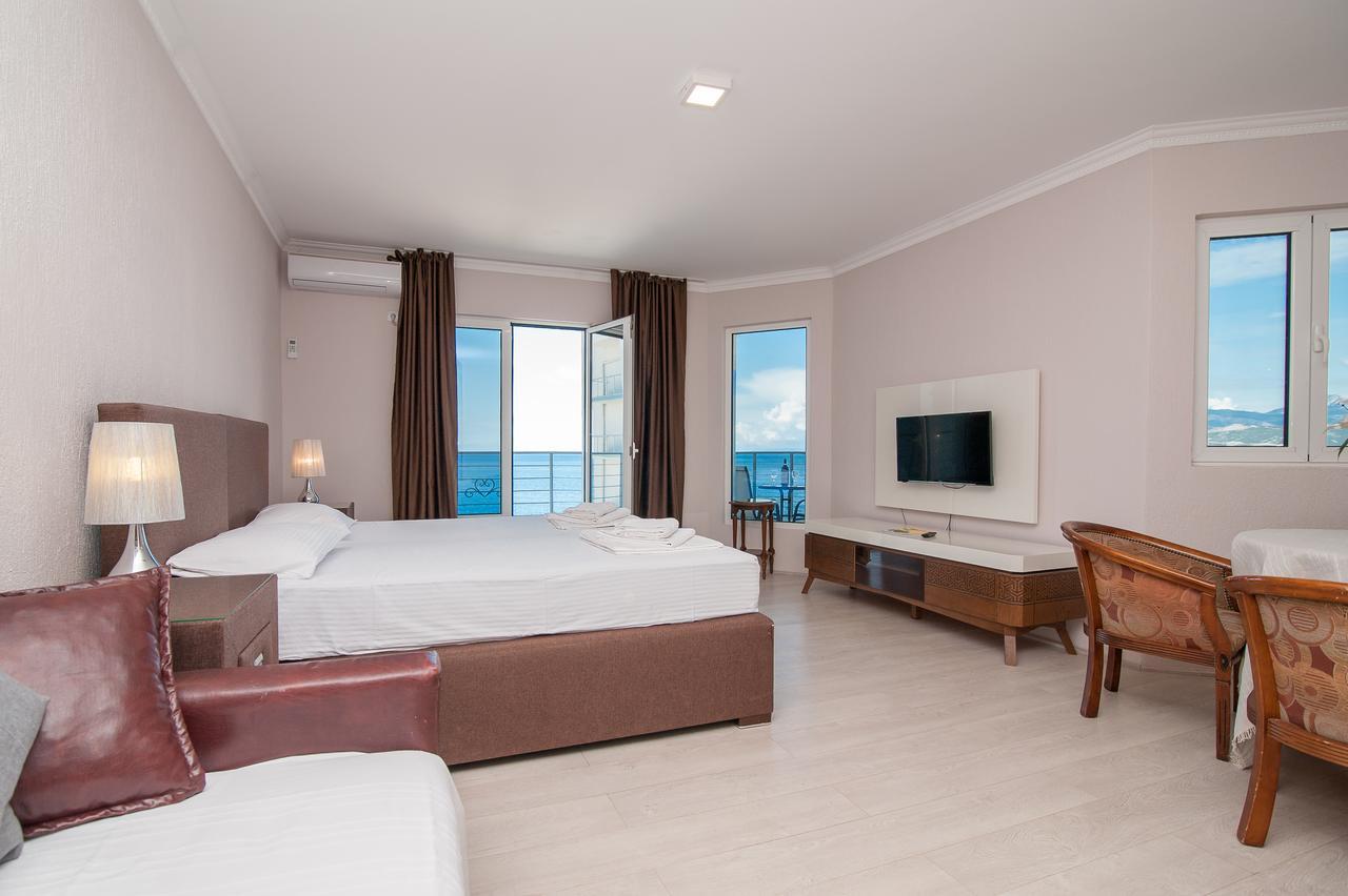 Open Sea Apartments Utjeha Ngoại thất bức ảnh