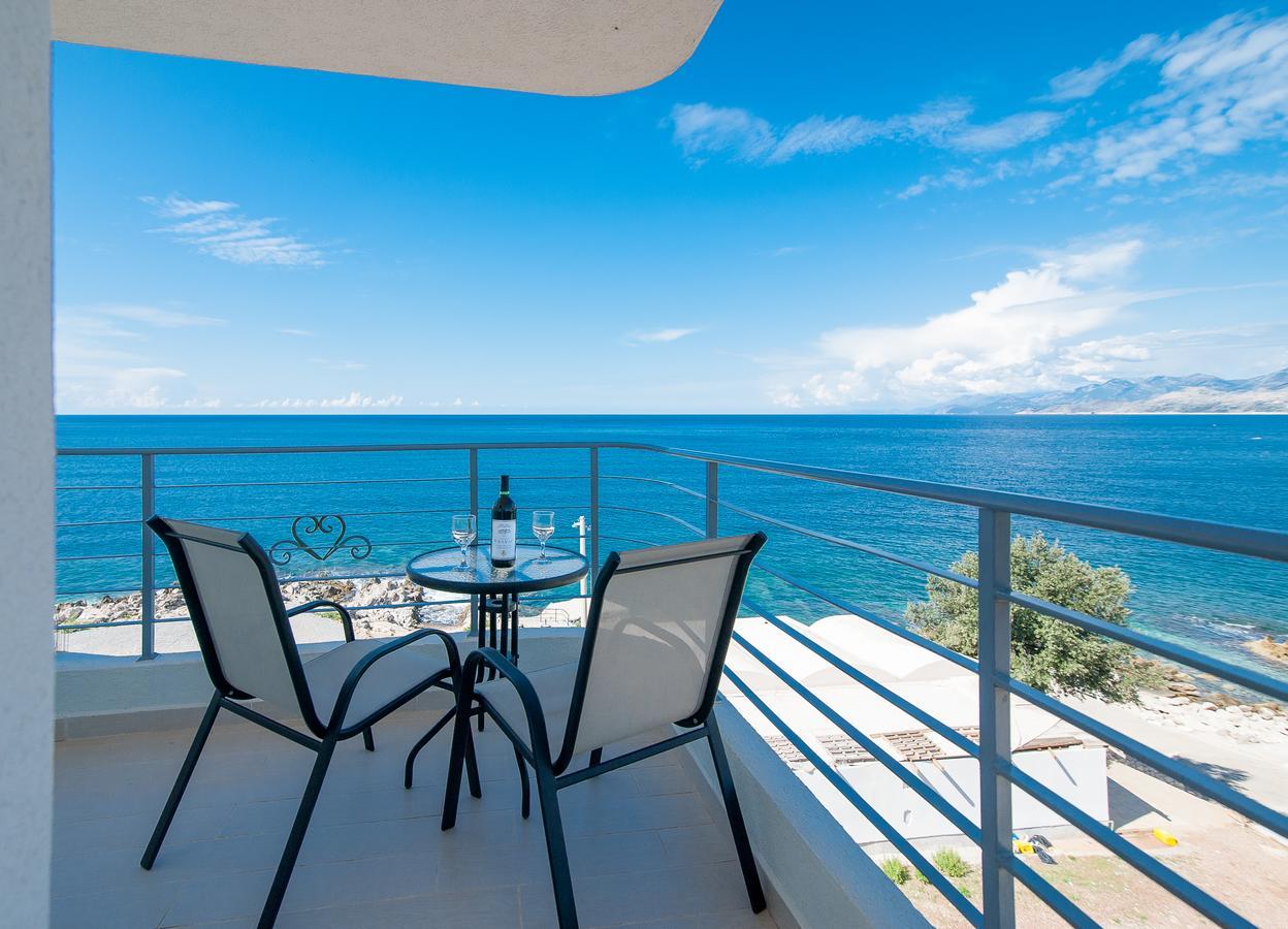 Open Sea Apartments Utjeha Ngoại thất bức ảnh