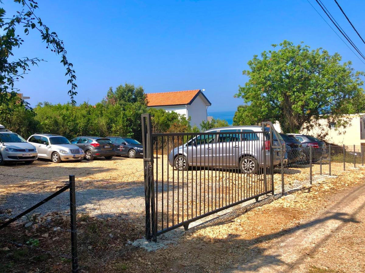 Open Sea Apartments Utjeha Ngoại thất bức ảnh